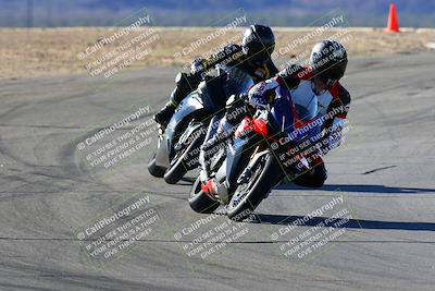 media/Jan-09-2022-SoCal Trackdays (Sun) [[2b1fec8404]]/Turns 9 and 8 (920am)/